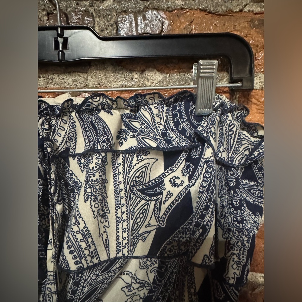 Hot & Delicious Strapless Paisley Dress - Navy and Cream One Size - Picture 3 of 6